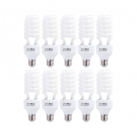 4499 deux stands avec 10 lampes de 45 W et une enceinte confortable