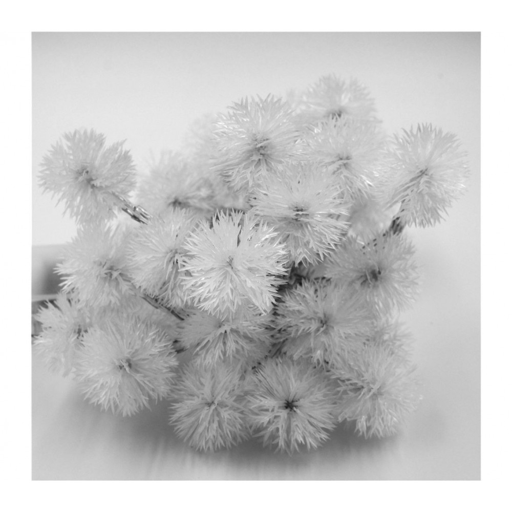 561042C Guirlande lumineuse intérieur de Noël 50 LED forme goutte d'eau à pile