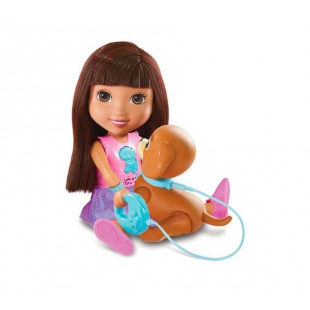  072587 La poupée Dora TRAIN & PLAY parle et chante avec son chien  FISHER PRICE