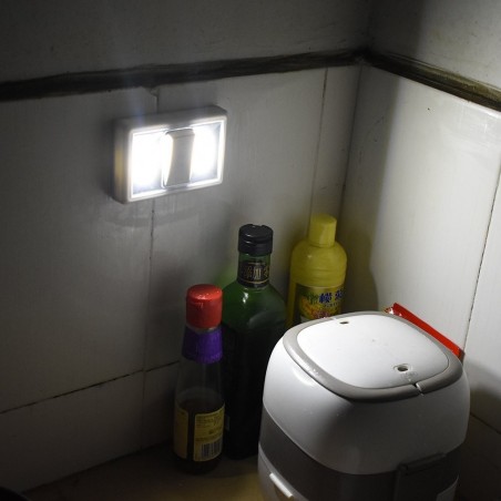 KL-1705 Lampe à LED COB avec bouton et connexions magnétiques