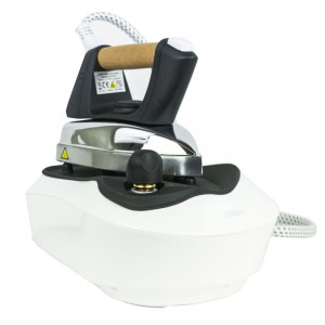 Fer à repasser SILK2300 Dictrolux 2300 W avec vapeur... 2