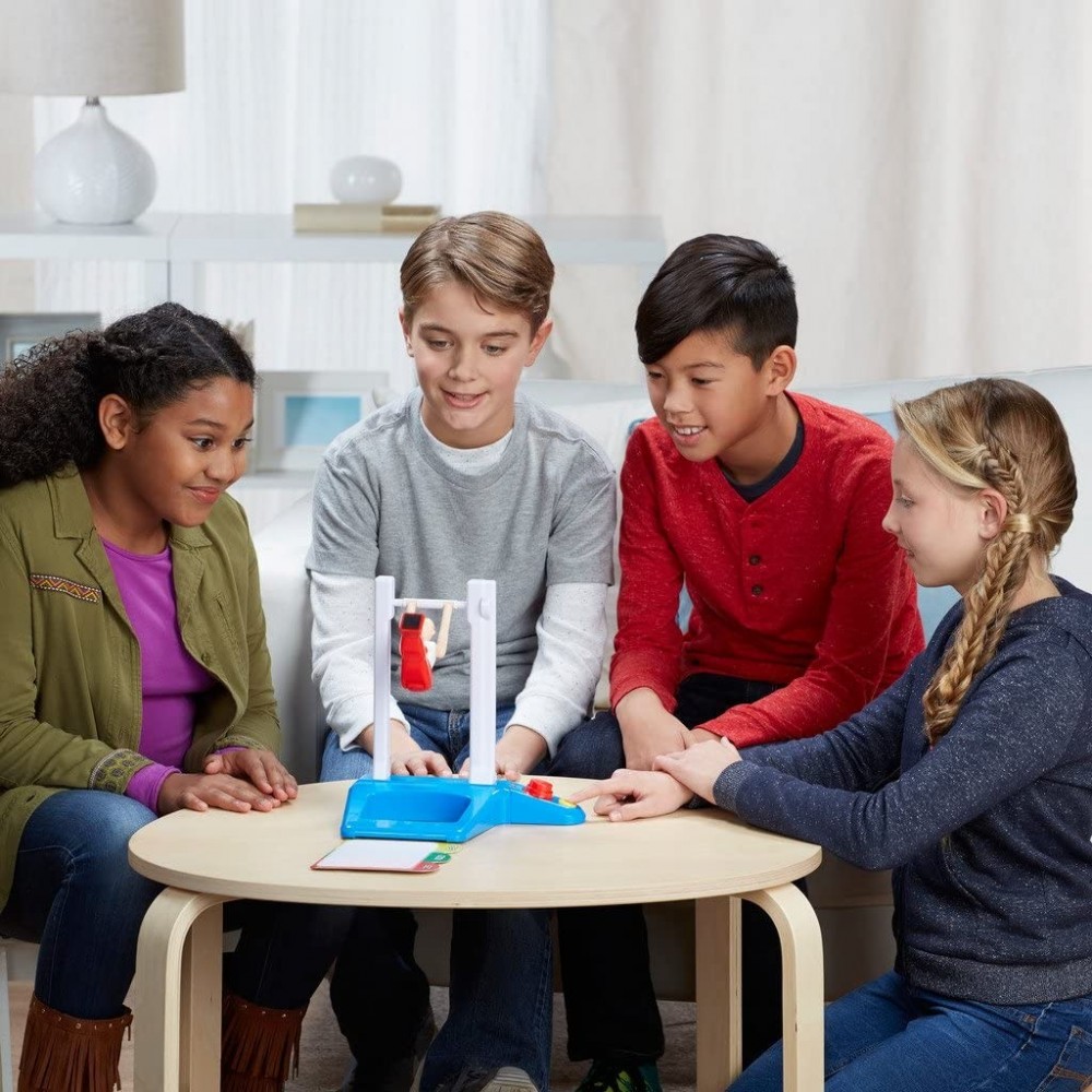 Jeu de société Hasbro 373666 FANTASTIC...