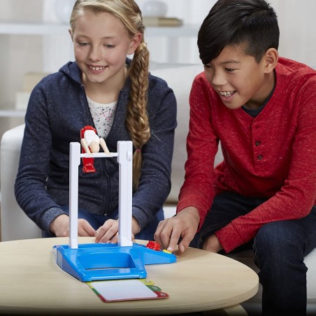 Jeu de société Hasbro 373666 FANTASTIC GYMNASTICS atterrit et gagne