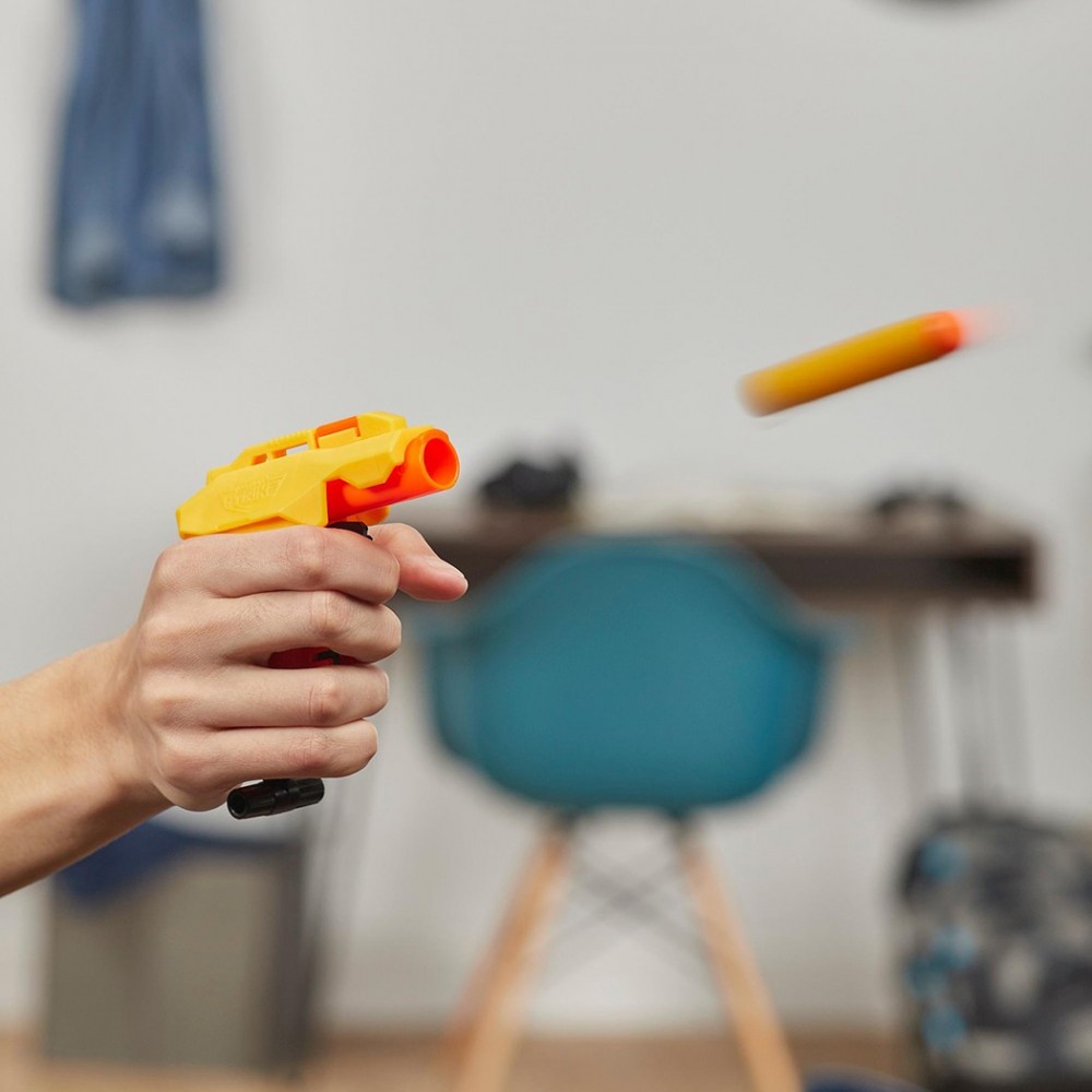 Hasbro Nerf Alpha Strike 624638 avec 4 armes...