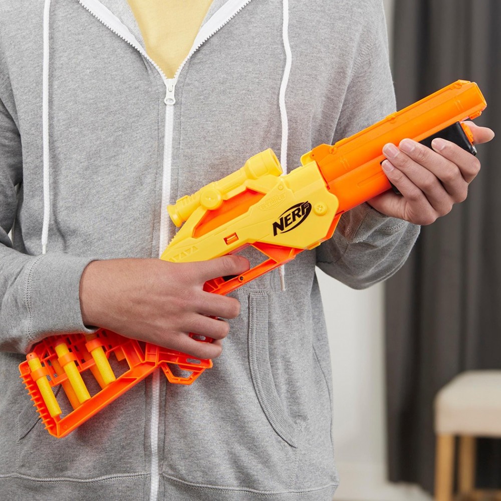 Hasbro Nerf Alpha Strike 624638 avec 4 armes...