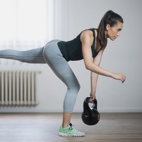 Kettlebell fitness 8kg en pvc 186960 avec sable et poignée anti-rayures