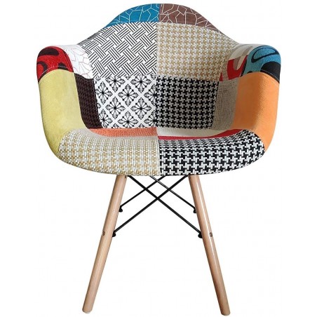 Fauteuil EIFFEL en tissu patchwork avec assise et pieds en bois tendre