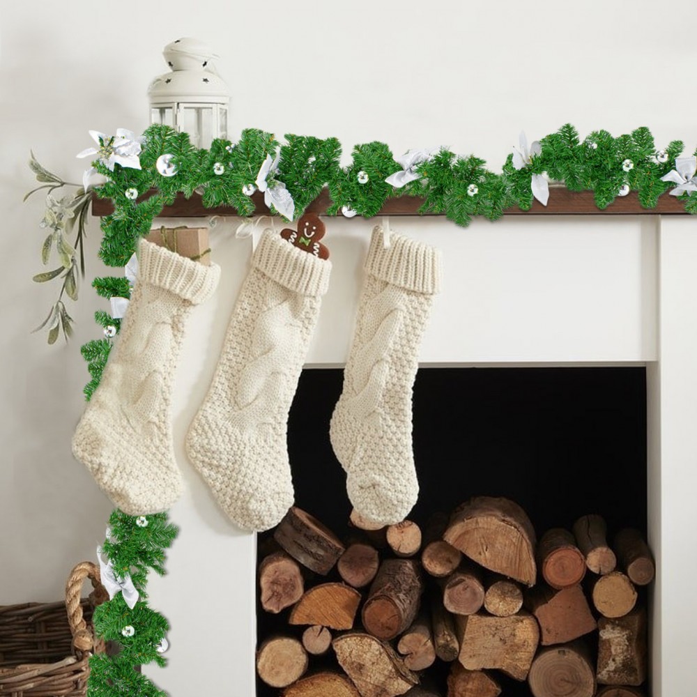 326592 Couronne de Noël sur branche d'arbre 2...