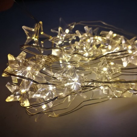 561081 Guirlande 50 LED LIGHT CHRISTMAS INSIDE sous forme d'étoiles à piles