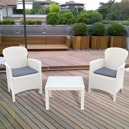 Salon intérieur ou extérieur AKITA Polyrattan blanc 2 fauteuils et table basse