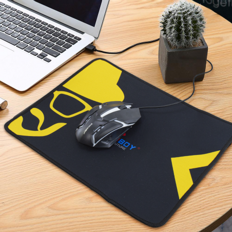 666446 Clavier de jeu 4 en 1 avec éclairage RGB, casque, souris et pad