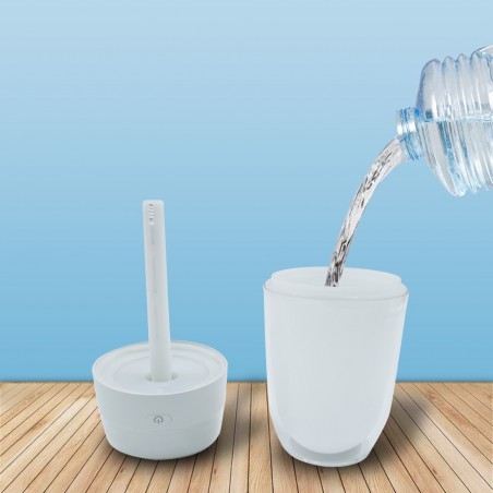 Mini humidificateur 80x80x152 mm Recharge USB/leds colorées PROFUSION HUMIDIFIER