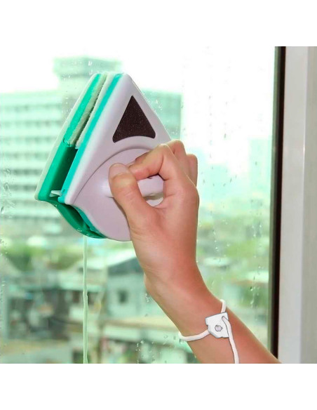 Nettoyeur de vitres magnétique avec double face pour fenêtres en verre