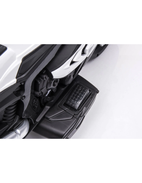 Moto électrique pour enfants BMW HP4 Sport à 3 roues avec licence officielle 12V