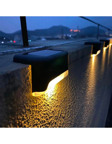 Lot de 4 lampes solaires étanches pour ampoule chaude rechargeable extérieure