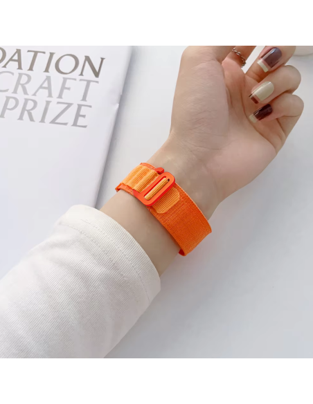 Smartwatch Ultra 49mm, 7 cinturini, notifiche, chiamate e app per iOS e Android