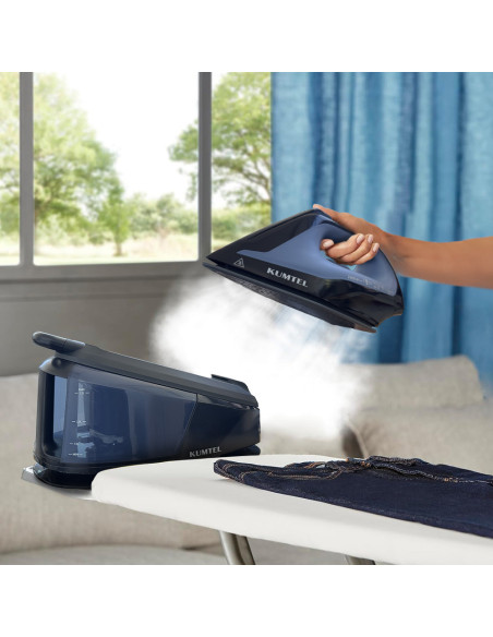 Fer à repasser vapeur 2400W, chaudière 1.5L, plaque céramique.