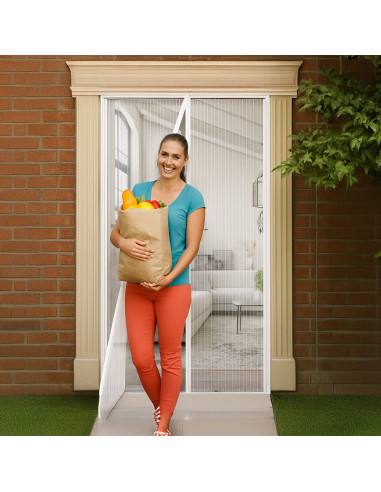 2 moustiquaires à fermeture magnétique...