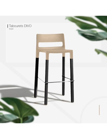 Lot de 4 tabourets NATURAL DIVO en technopolymère et bois, assise H75cm